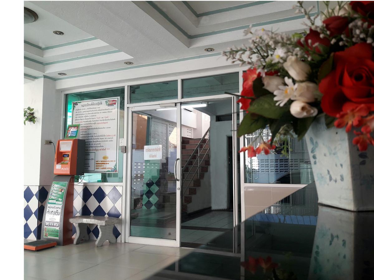 De Nymph Aparthotel Nakhon Sawan Buitenkant foto